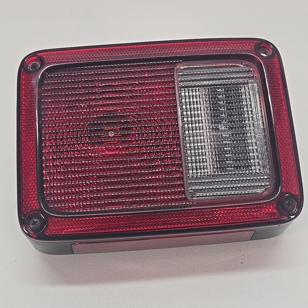 2007-17 OEM Jeep JK Wrangler Passenger LH RIGHT Side Tail Light Lamp 55077890AG‎